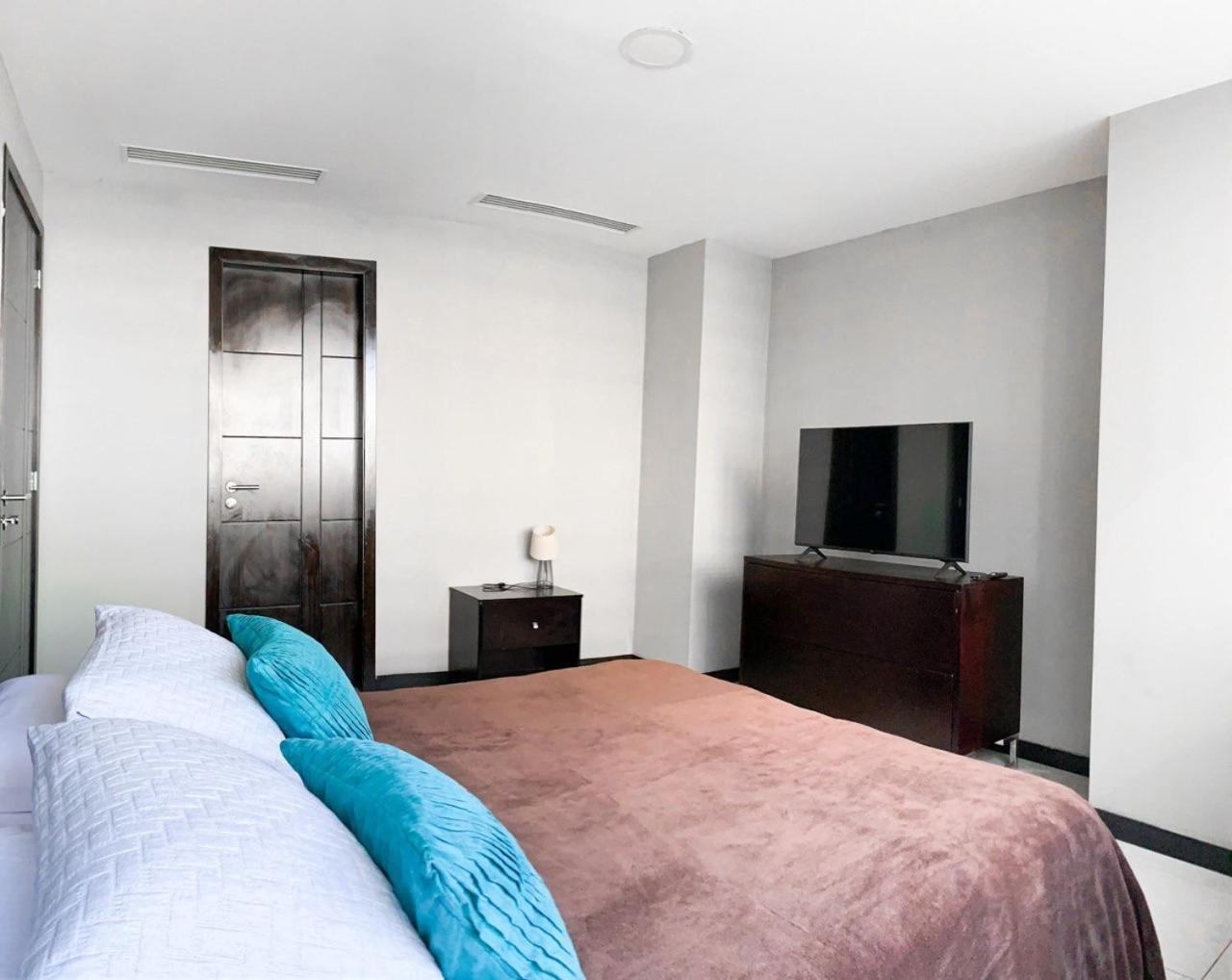 Departamento Vista Al Rio, Puerto Santa Ana, Torres Bellini Iii-iv *