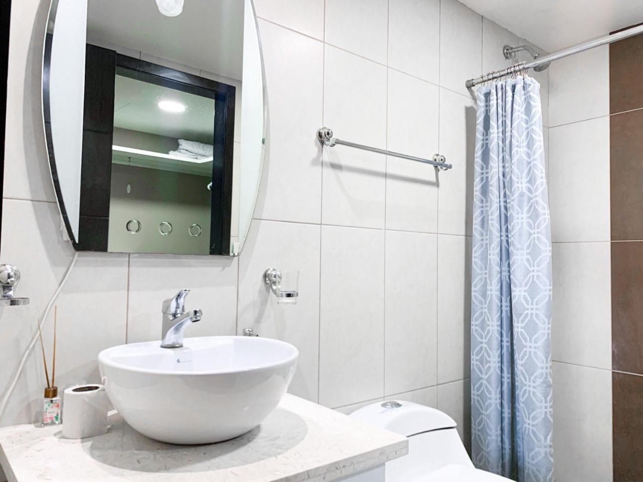 Departamento Vista Al Rio, Puerto Santa Ana, Torres Bellini Iii-iv * Guayaquil
